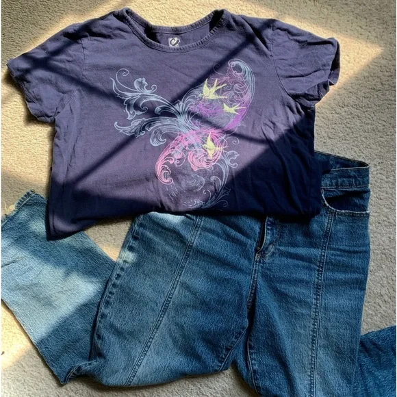 Y2K Style Graphic Tee - Picture 1 of 4